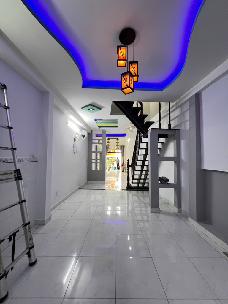 NGAY TÊN LỬA, CHỢ BÌNH TRỊ ĐÔNG, NHÀ 2 TẦNG, 53M2, GIÁ CHỈ HƠN 3 TỶ - Ảnh chính